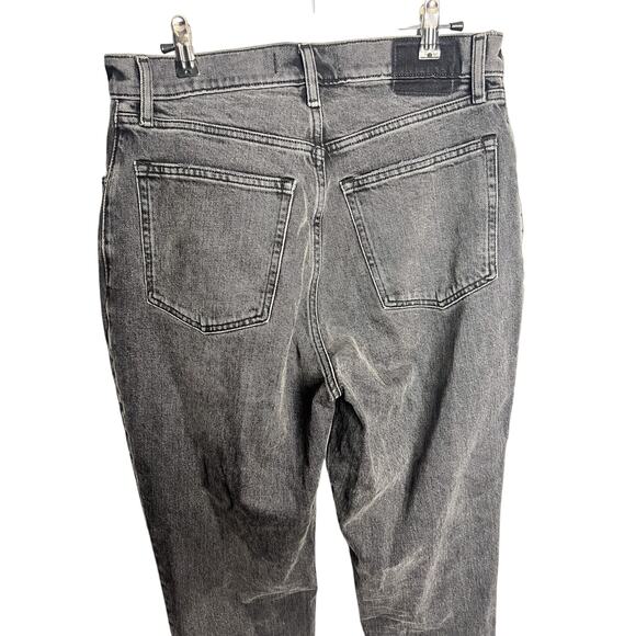 Abercrombie & Fitch Ultra High Rise 90s Straight Jean Size 30 Washed Black Vent - Picture 10 of 12
